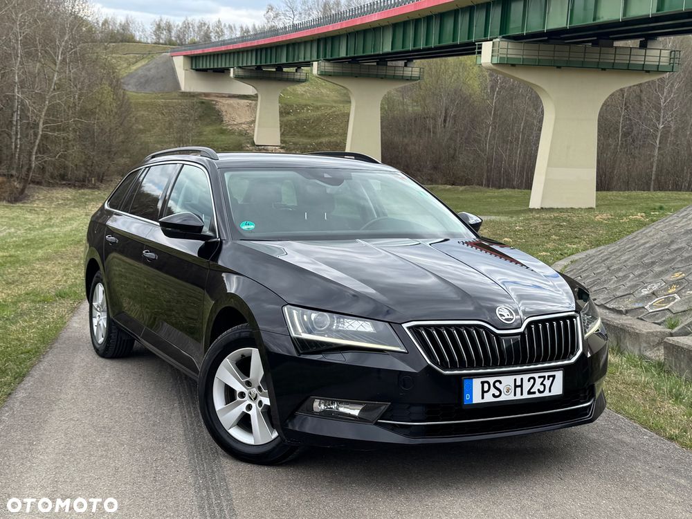 Skoda Superb 2.0 TDI Ambition - 16