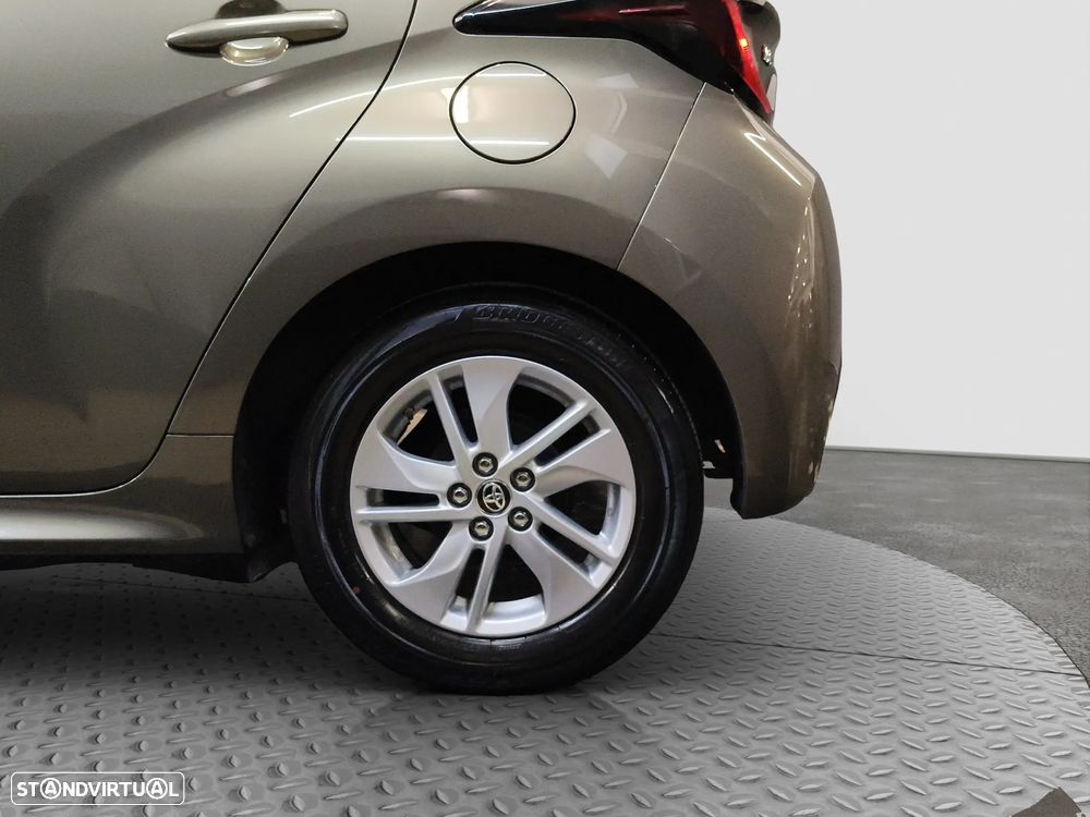 Toyota Yaris 1.0 VVT-i Comfort Plus - 38