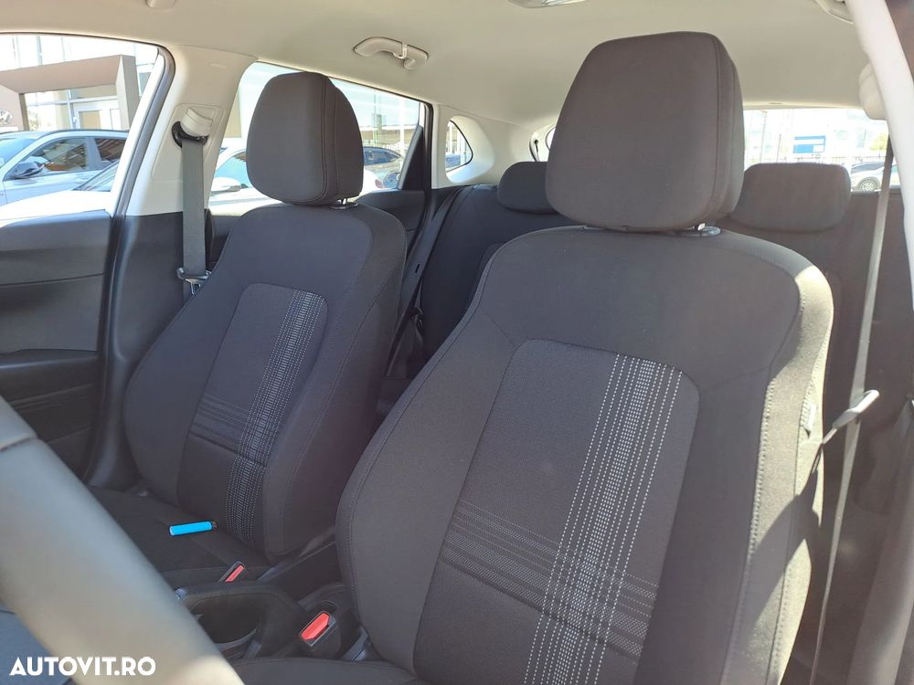 Hyundai i20 - 11
