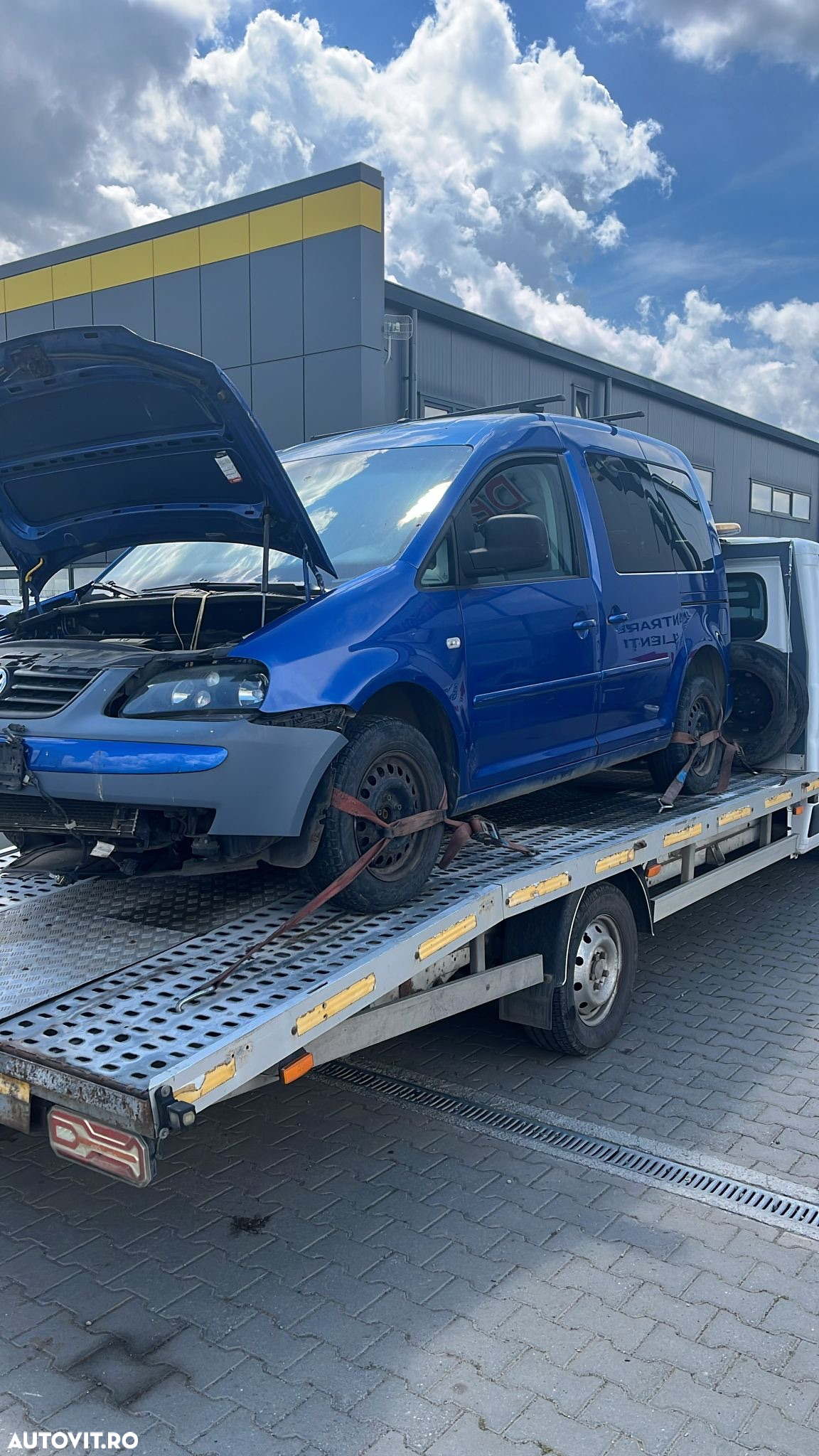 Dezmembram Volkswagen Caddy 1.6 benzina 8 valve din 2008 - 3