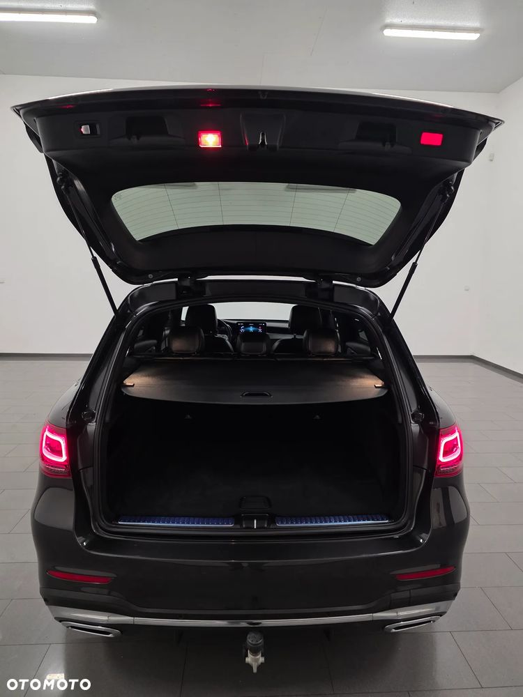 Mercedes-Benz GLC 200 d 4Matic 9G-TRONIC AMG Line Plus - 39