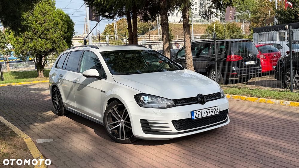 Volkswagen Golf GTD BlueMotion Technology - 4