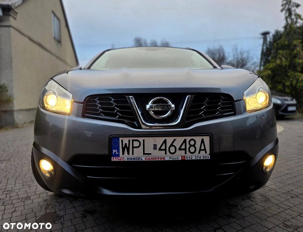 Nissan Qashqai - 2
