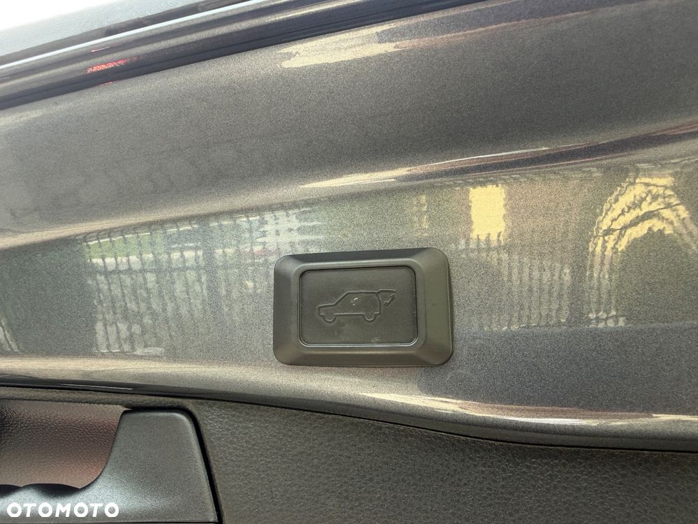 Toyota RAV4 2.5 Hybrid Executive 4x4 - 27