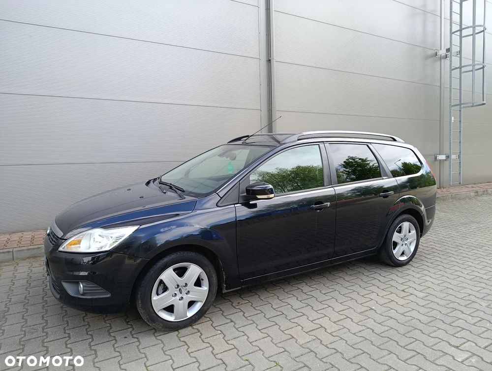 Ford Focus 1.6 16V Style+ - 22