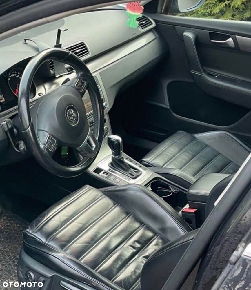 Volkswagen Passat Variant 2.0 TDI 4Motion DSG BlueMotion Tech R-Line - 7