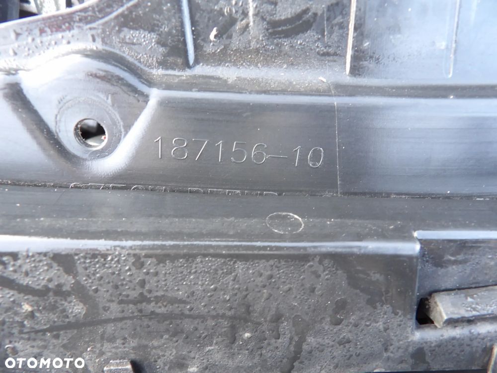 BMW -G30,G31 - GRILL ,WLOT KIEROWNICA POWIETRZA - ŻALUZJA - ROLETA - 187156-10 - 2