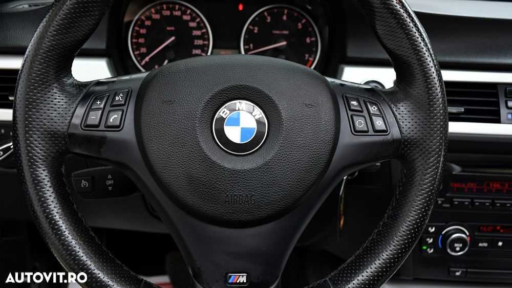 BMW Seria 3 320i Cabrio Aut. - 18