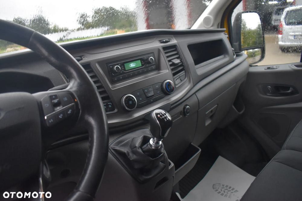 Ford Transit - 18