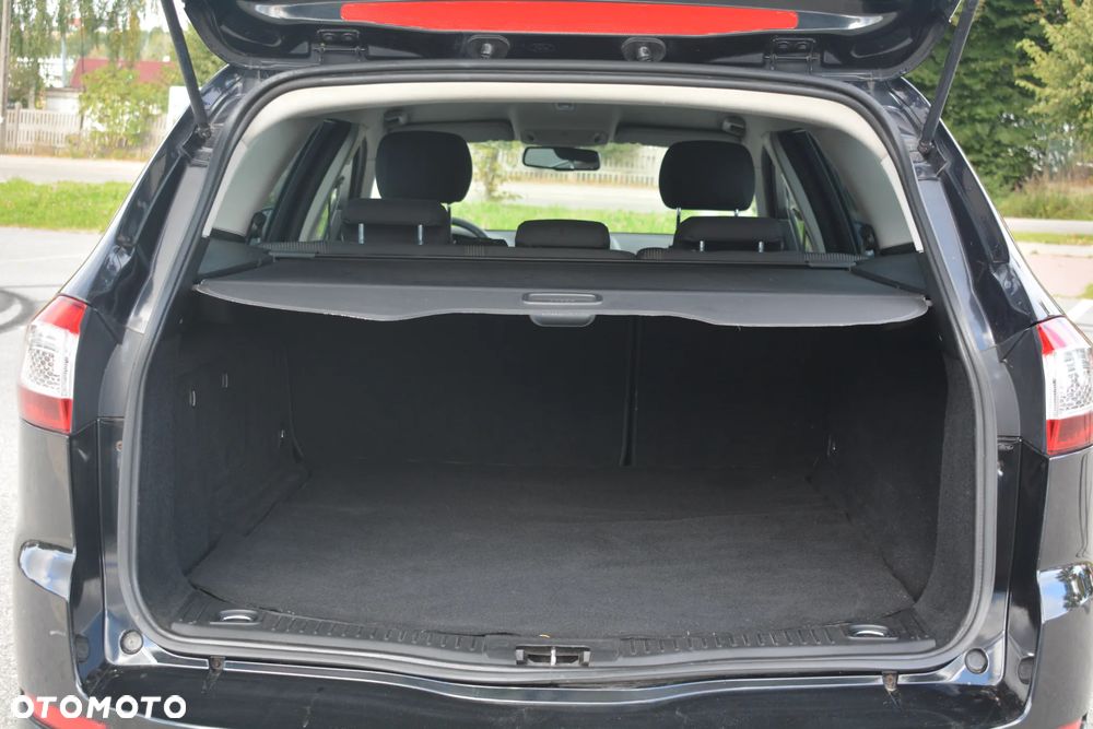 Ford Mondeo - 21