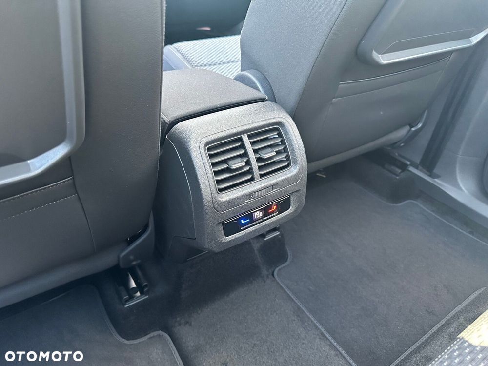 Volkswagen Touran 1.5 TSI EVO Comfortline Plus DSG - 26