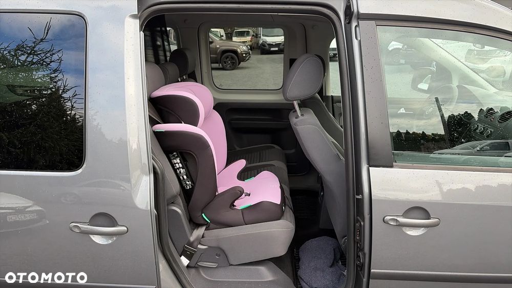Volkswagen Caddy - 27
