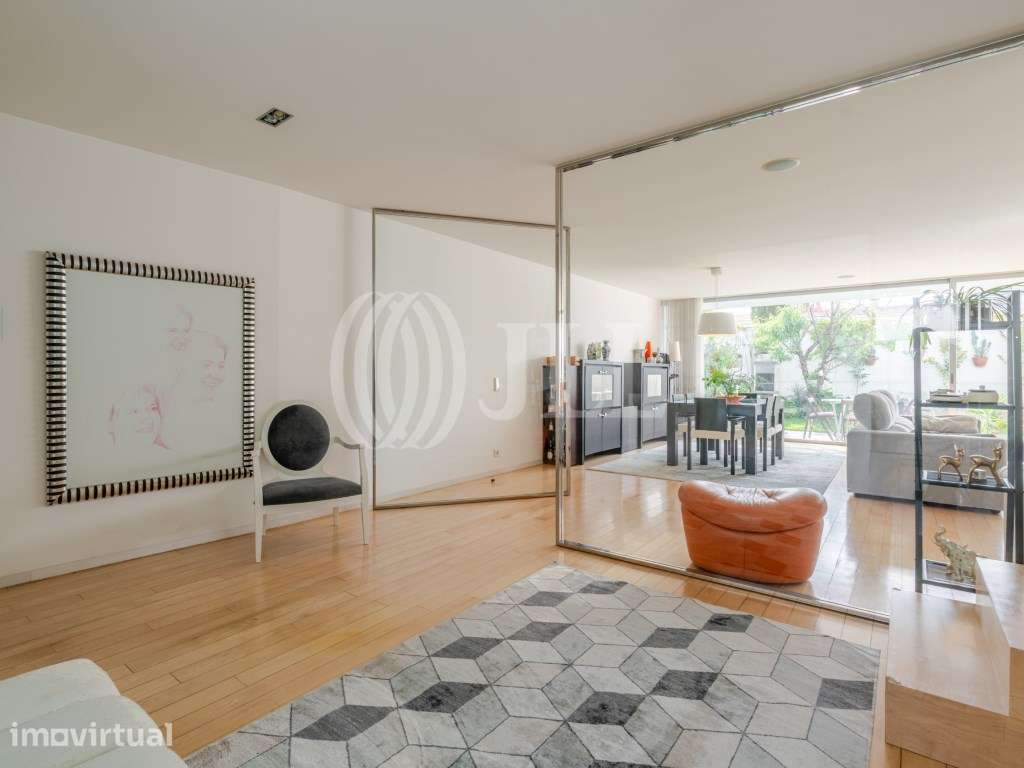 Moradia T4, com jardim e garagem, em condomínio, Porto - Grande imagem: 3/60