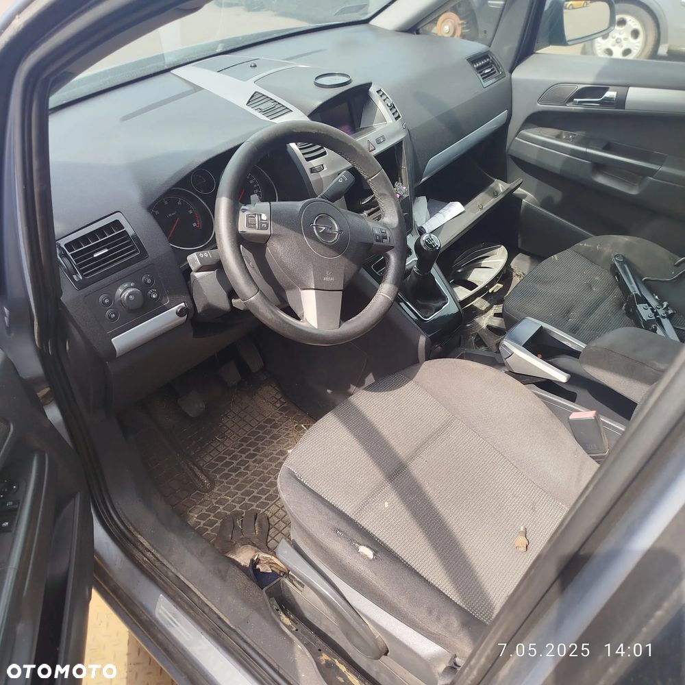 Opel Zafira B na części - 4