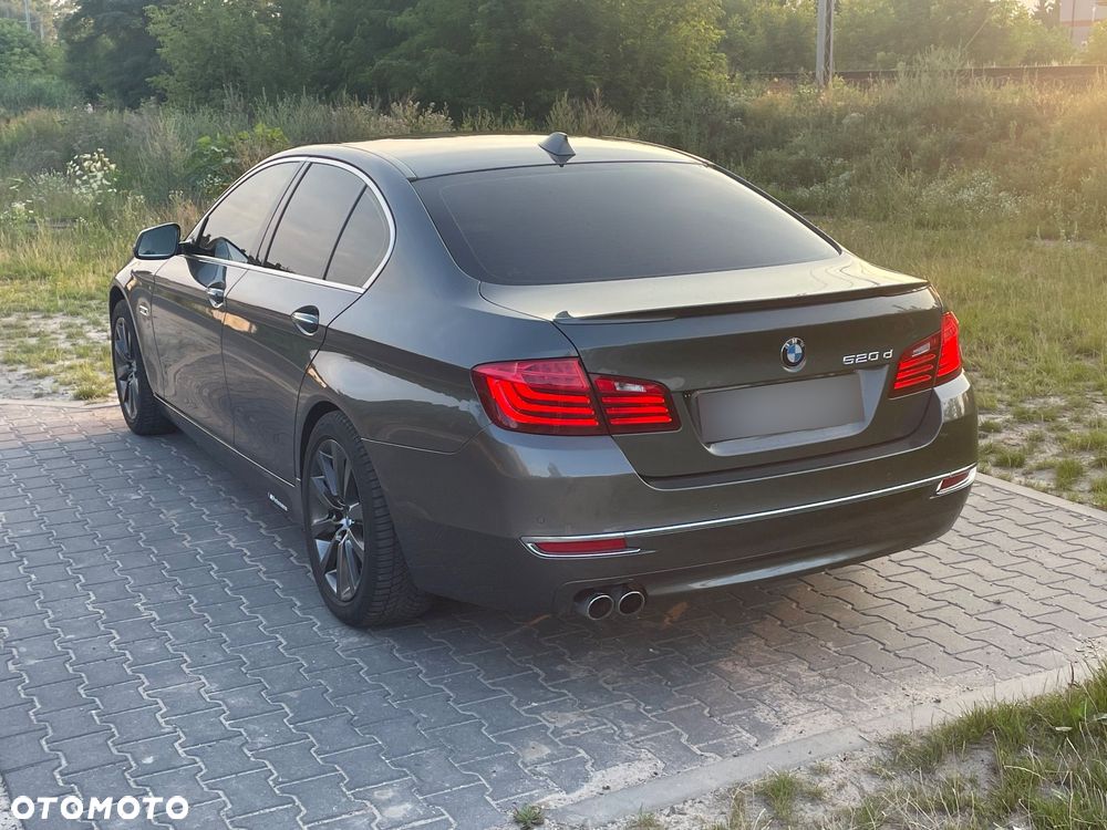 BMW Seria 5 520d Luxury Line - 20
