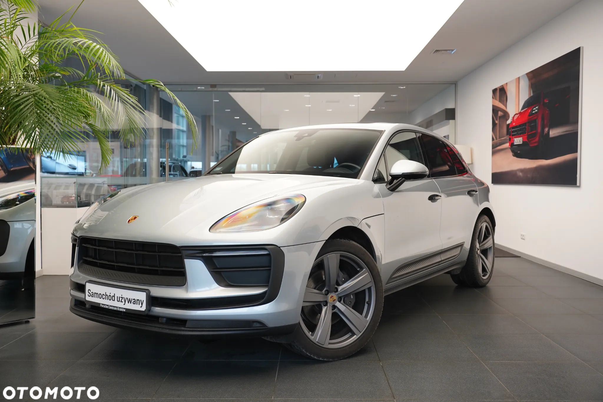 Porsche Macan Standard - 1