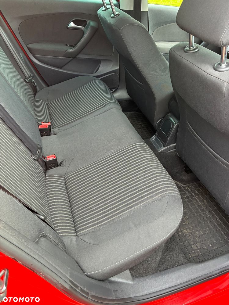 Volkswagen Polo 1.4 16V Highline - 13