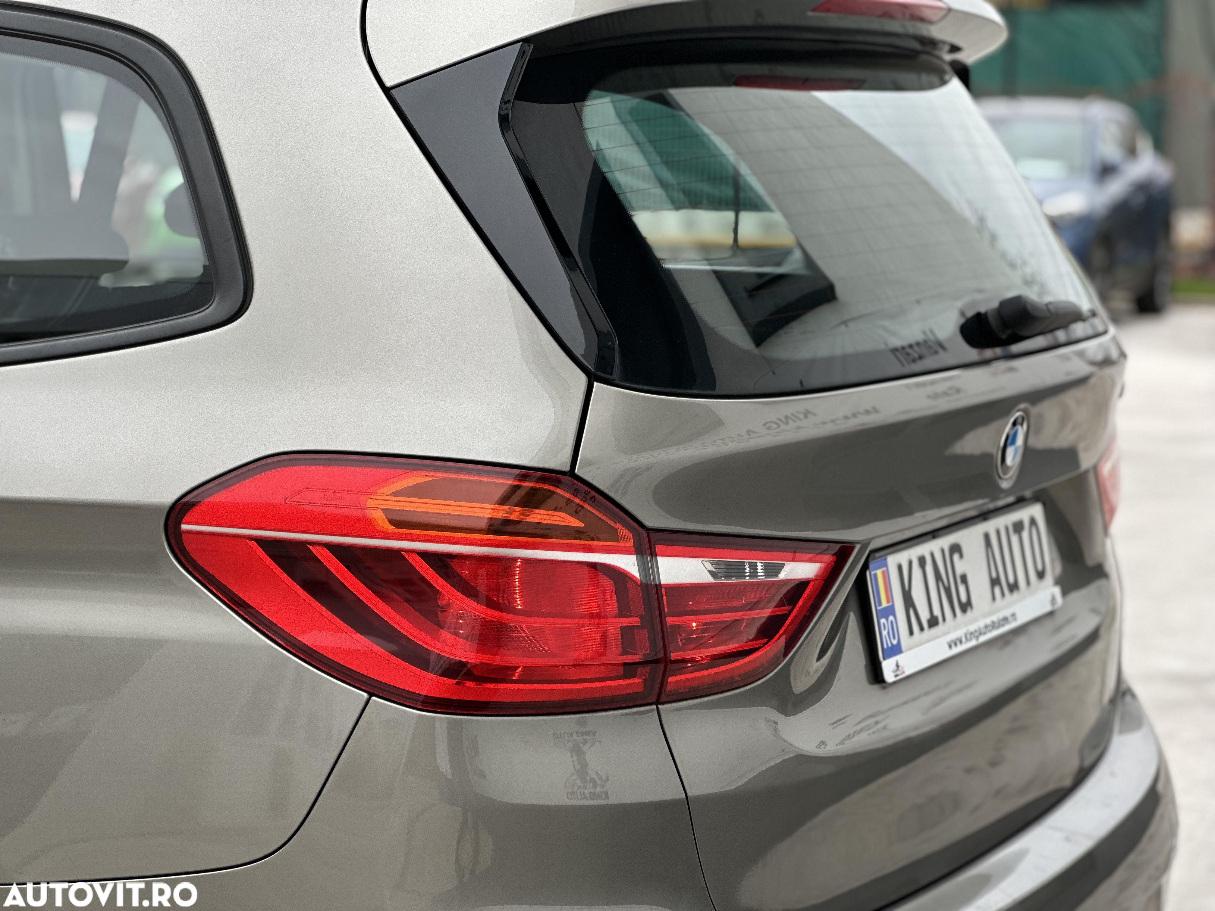 BMW Seria 2 218d Standard - 26