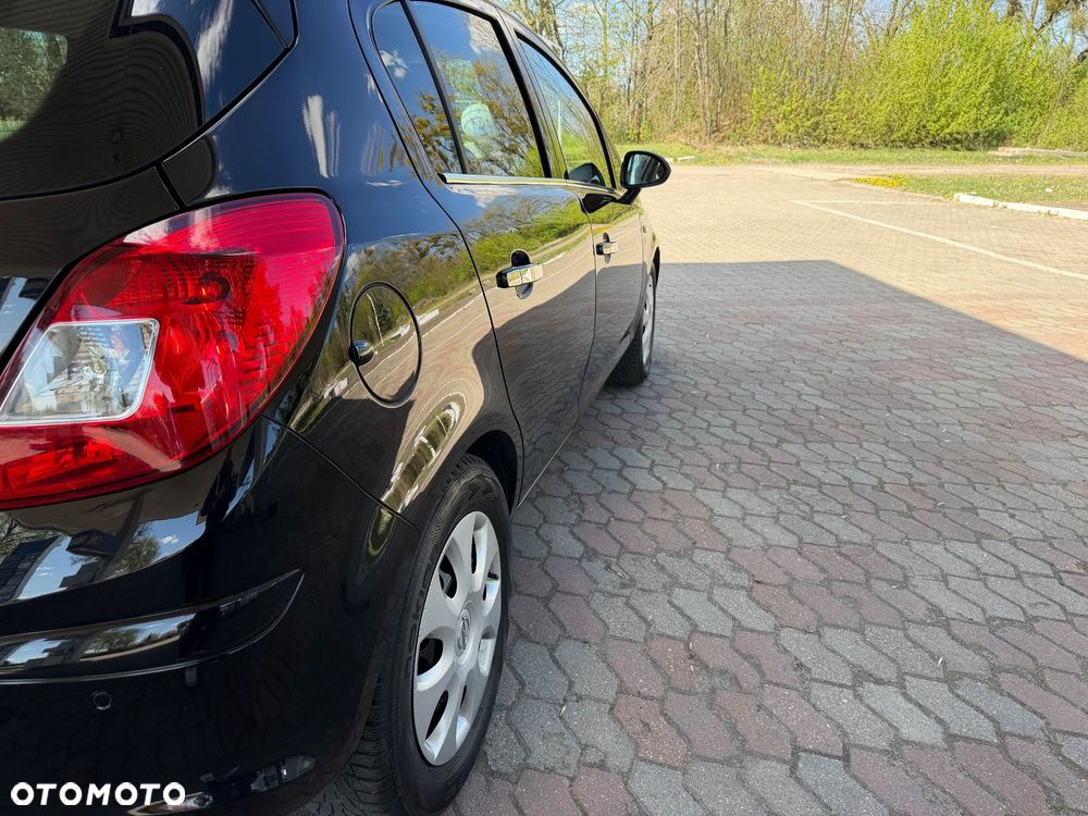 Opel Corsa 1.4 16V 111 - 11