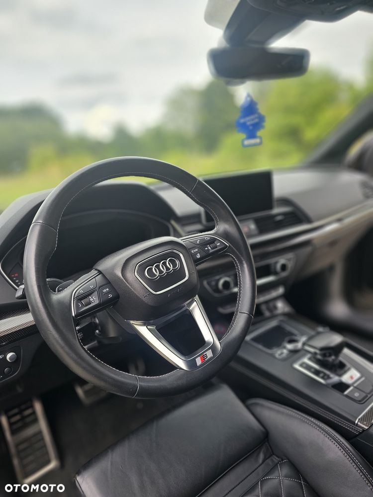 Audi SQ5 - 12