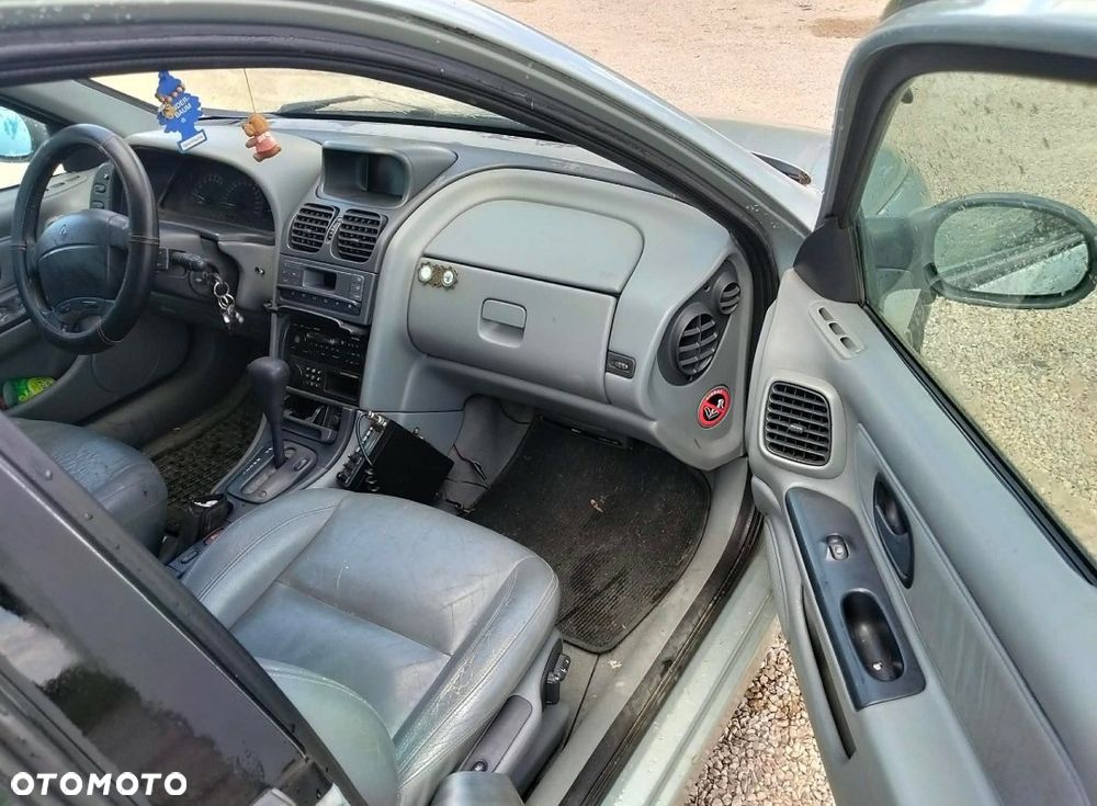 Renault Laguna - 5