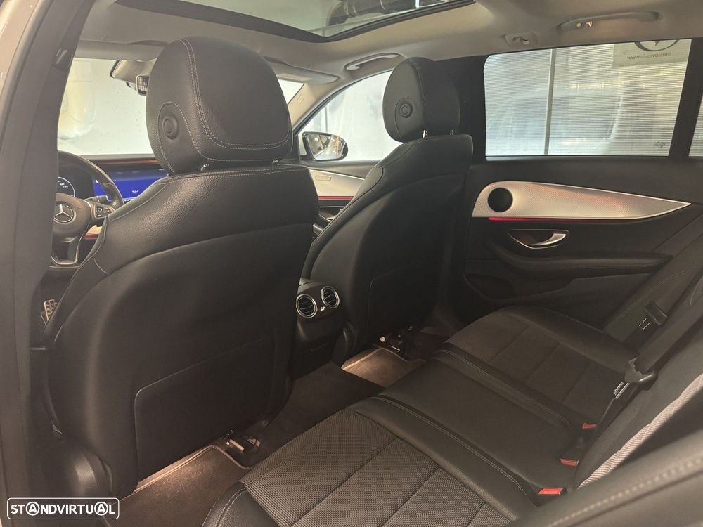 Mercedes-Benz E 220 d 4-Matic All Terrain Avantgarde + — fotografia 31