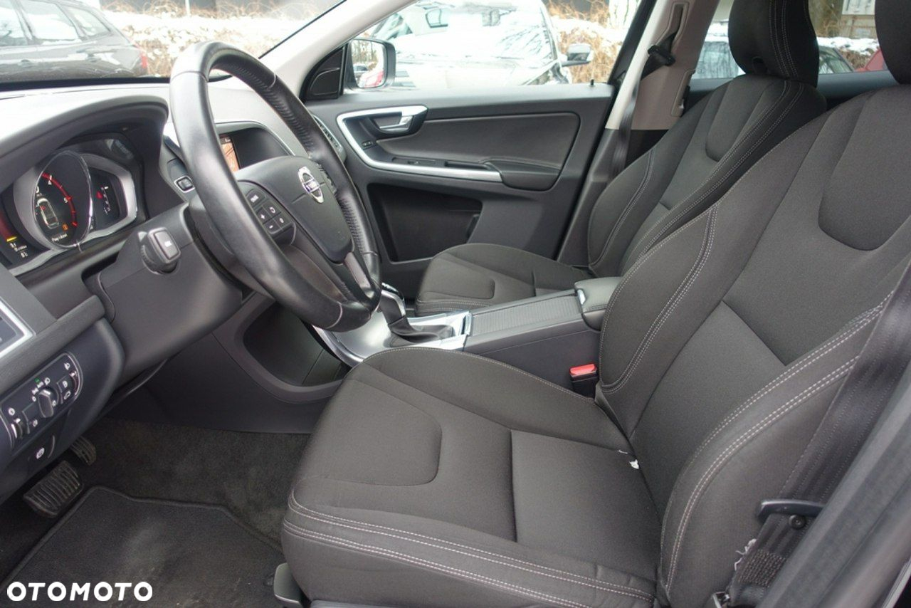 Volvo XC 60 - 8