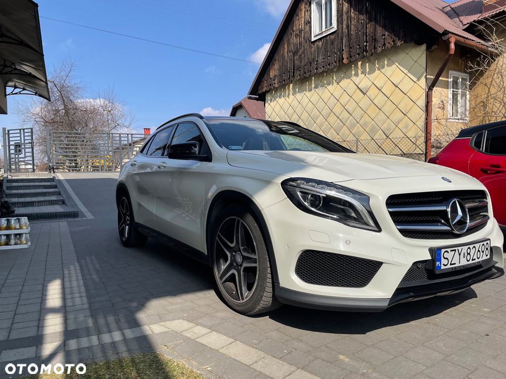 Mercedes-Benz GLA 250 4-Matic - 2