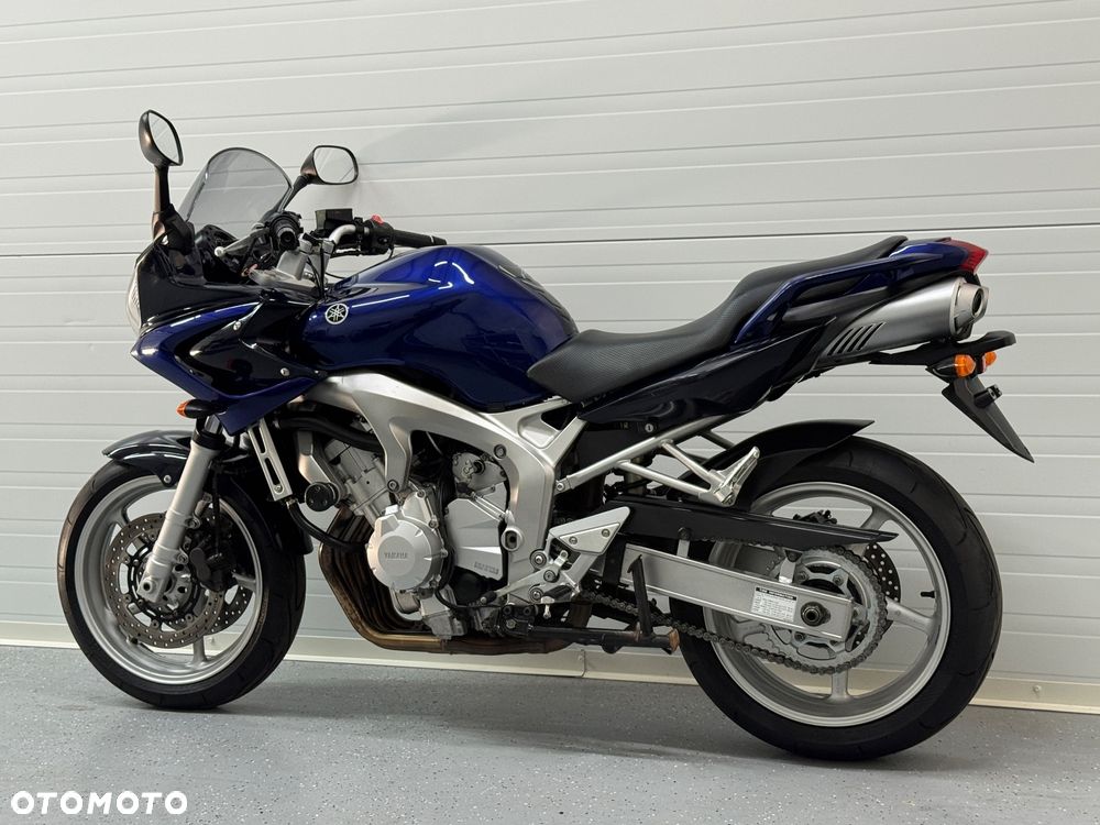 Yamaha FZ6 - 15