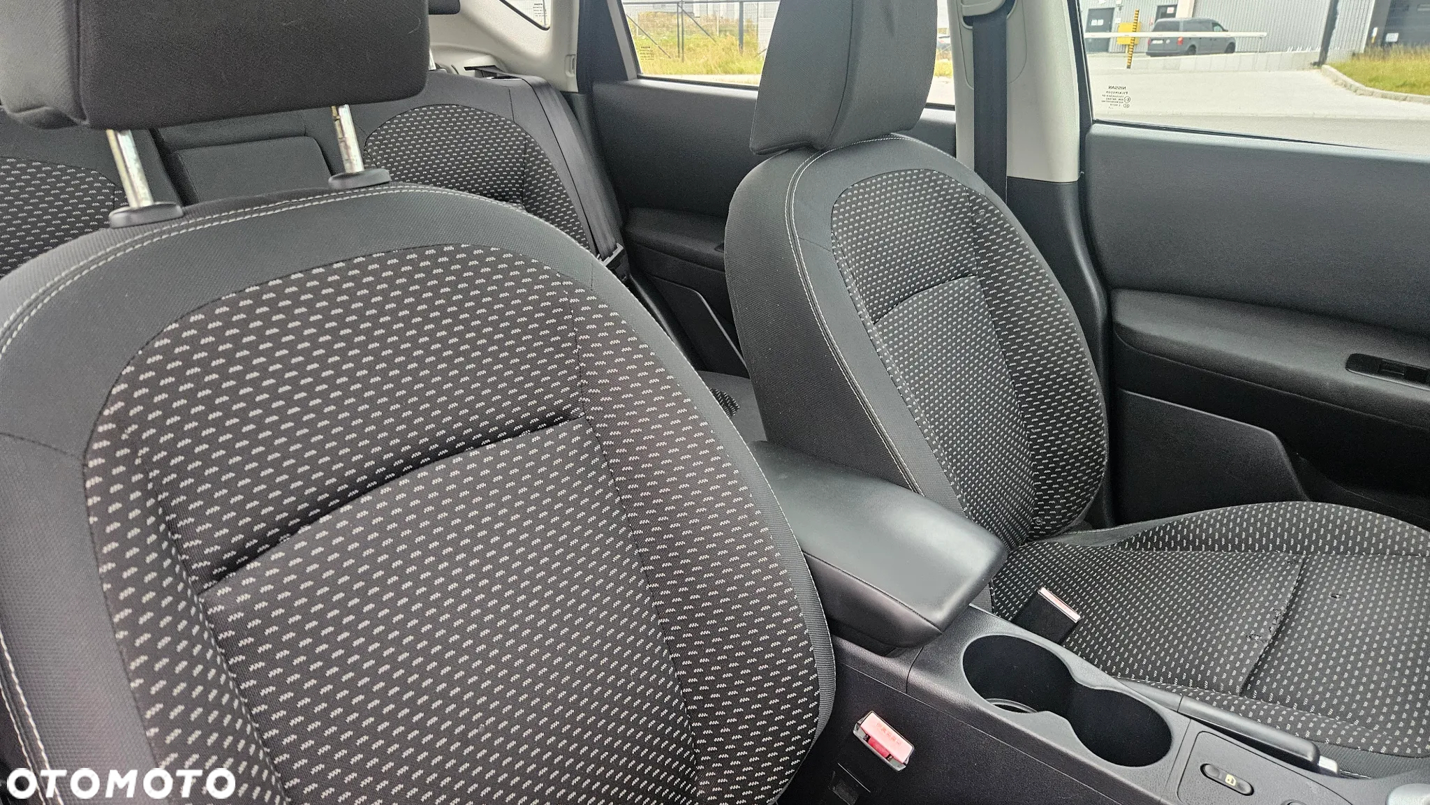 Nissan Qashqai 2.0 Acenta CVT - 28