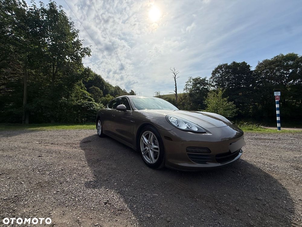 Porsche Panamera Platinum Edition PDK - 4