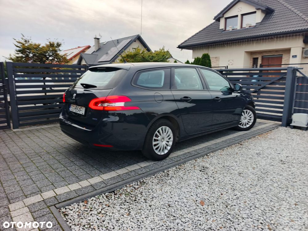Peugeot 308 - 24