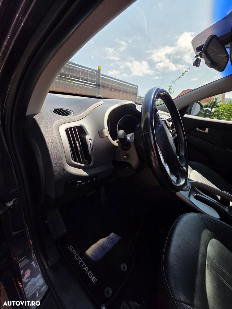Kia Sportage 2.0 DSL 6AT 4x4 Style - 12