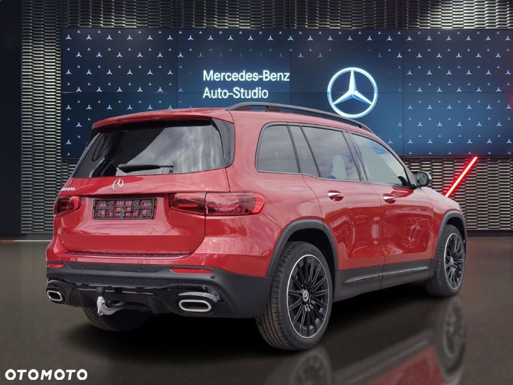 Mercedes-Benz GLB - 7