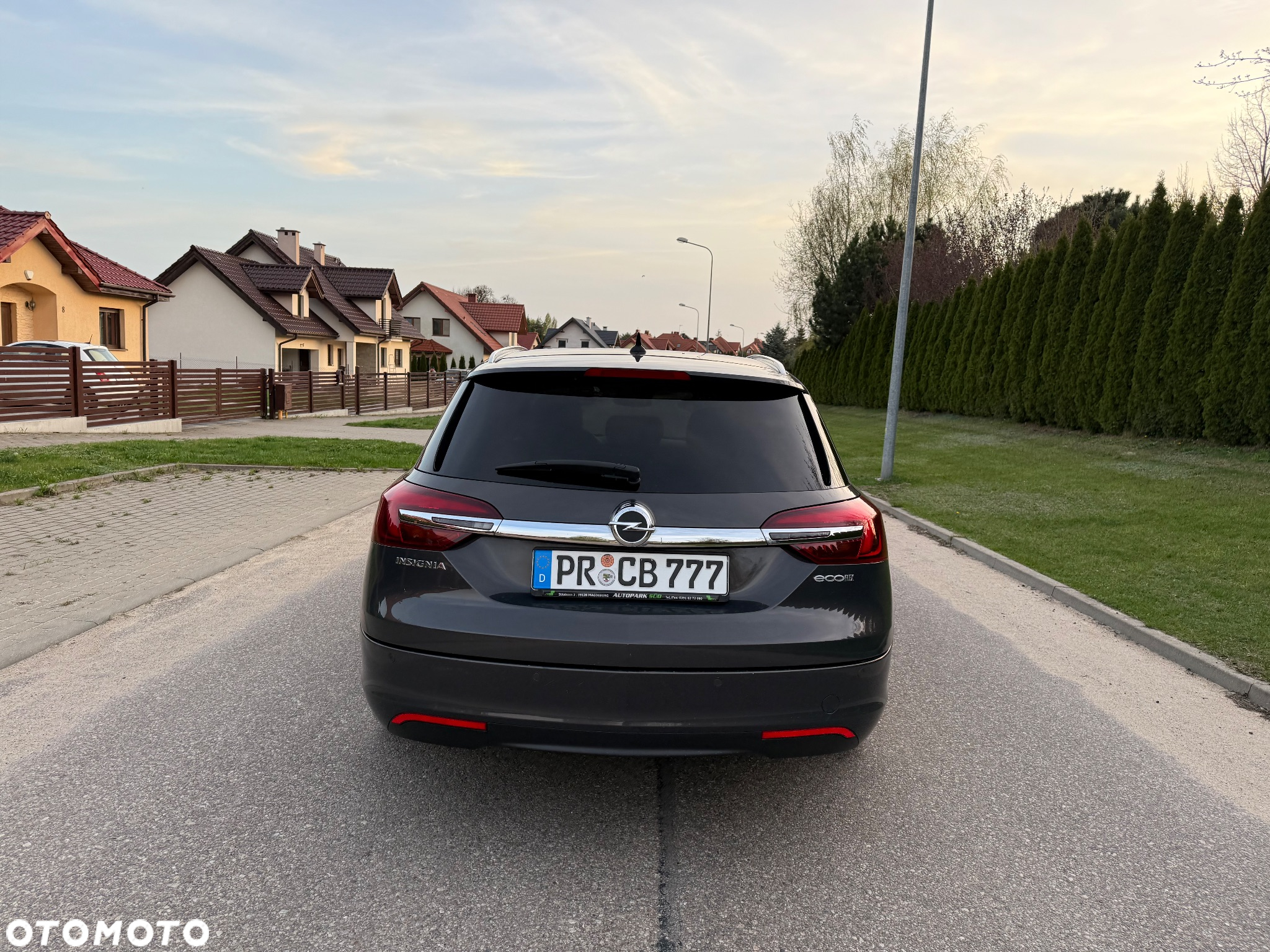 Opel Insignia - 21