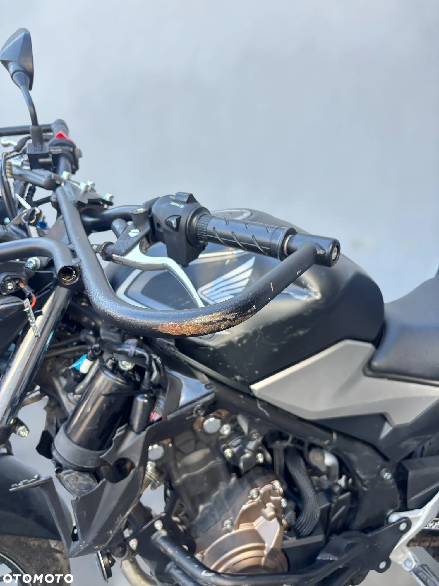 Honda CB - 16