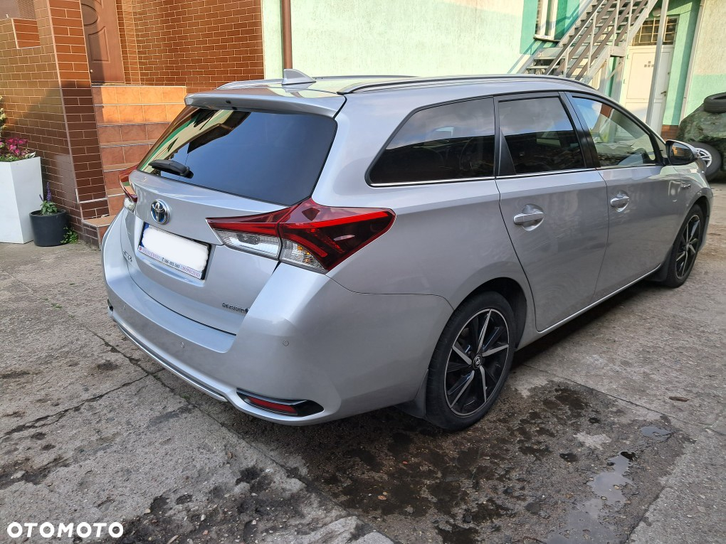Toyota Auris - 3