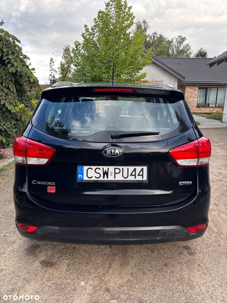 Kia Carens 1.7 CRDi M - 8
