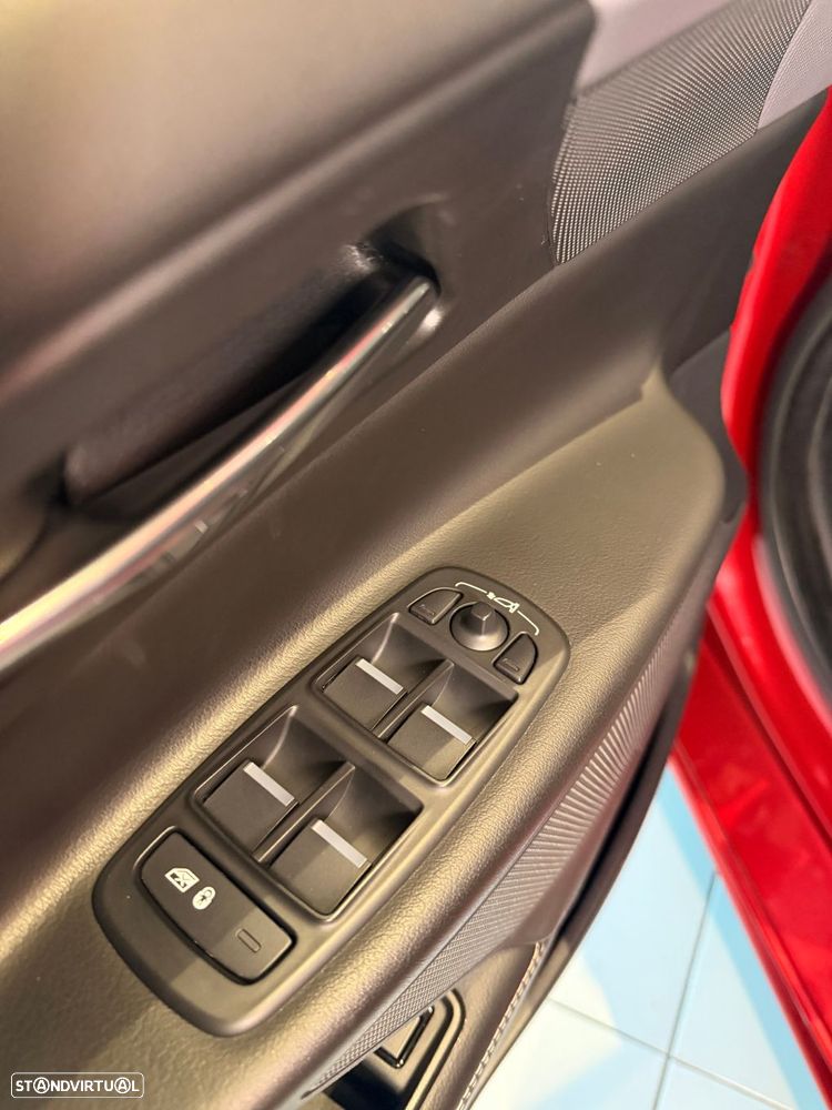 Jaguar XE 2.0 D R-Sport Aut. - 44