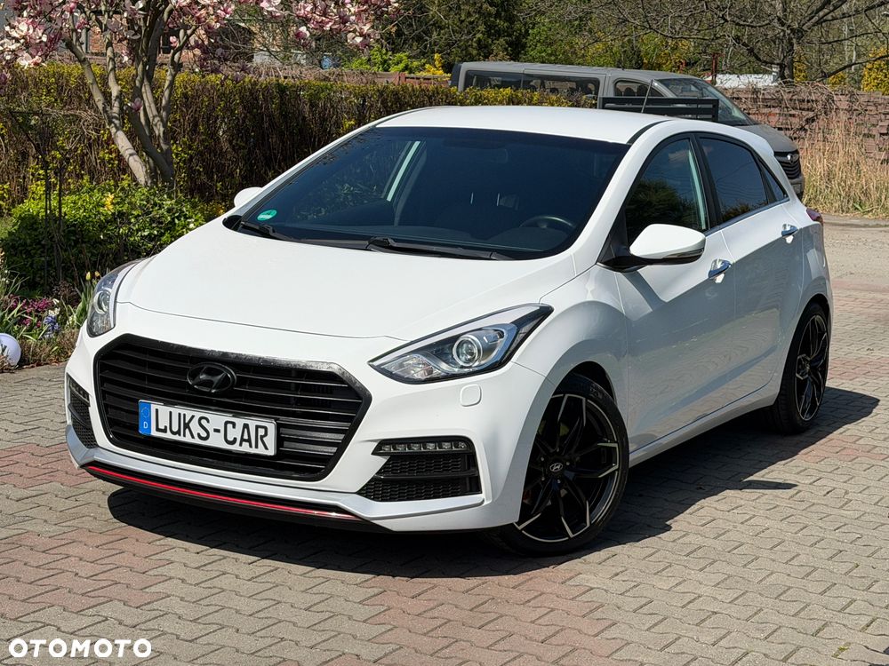 Hyundai i30 1.6 GDI Turbo Luxury - 2