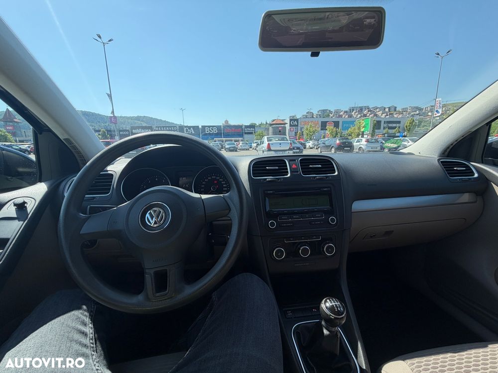 VOLKSWAGEN Golf 2010 — imagine 10