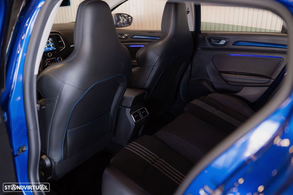 Renault Mégane Sport Tourer - 17
