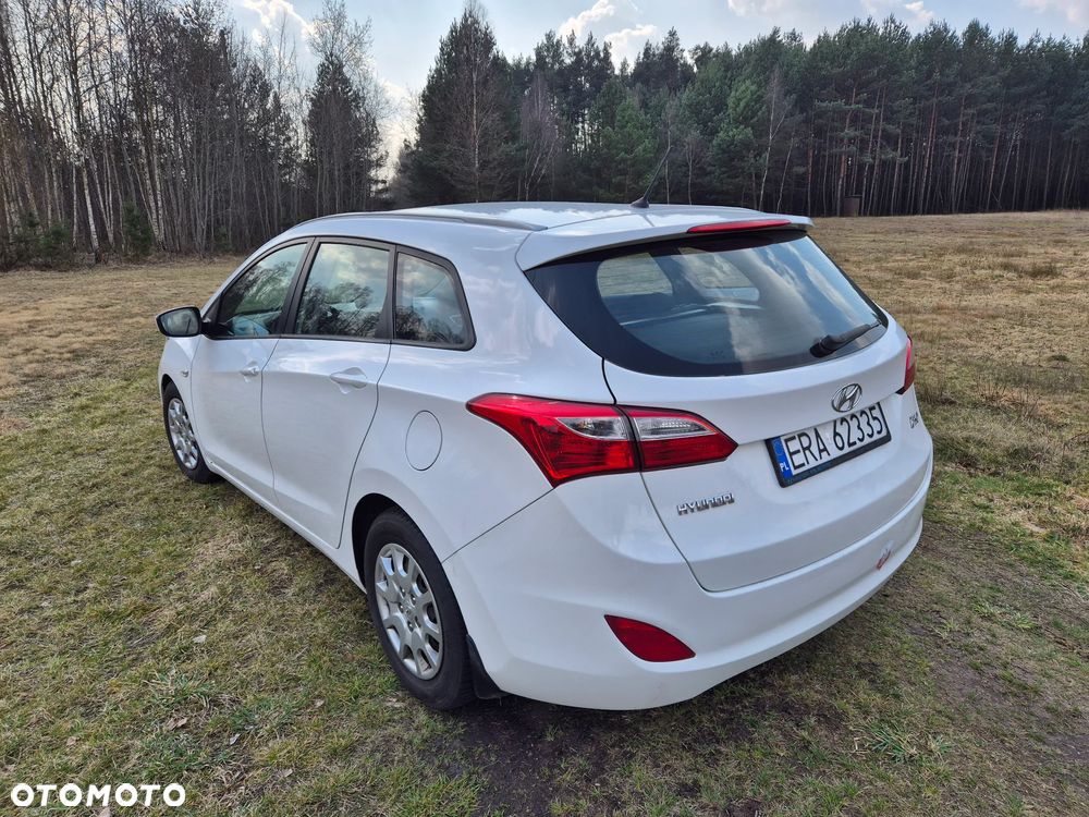 Hyundai i30 1.6 CRDi Classic - 9