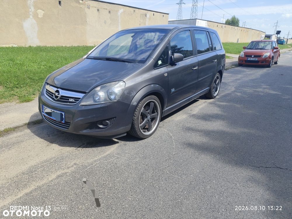 Opel Zafira - 1