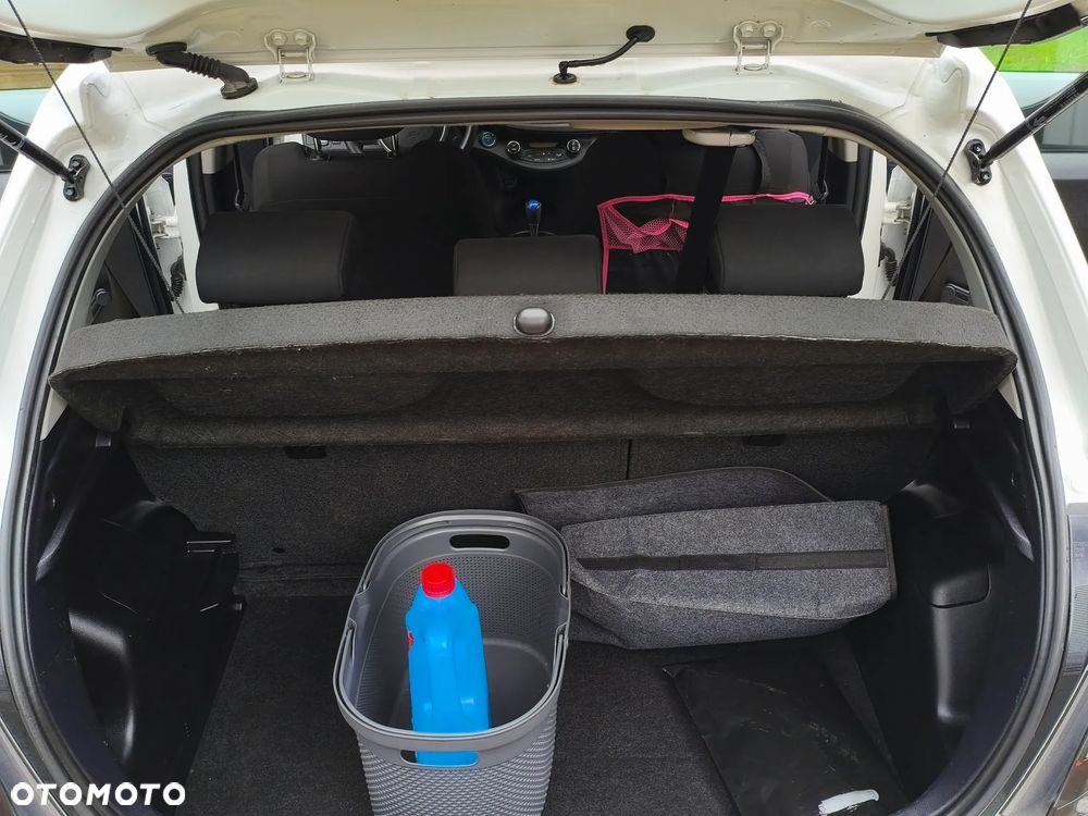 Toyota Yaris 1.5 VVT-i - 13