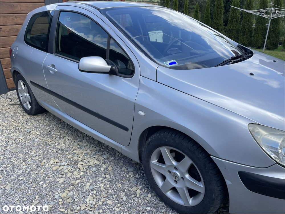 Peugeot 307 - 4