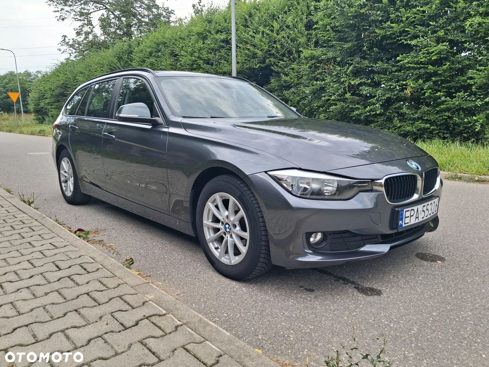 BMW Seria 3 318d DPF - 8