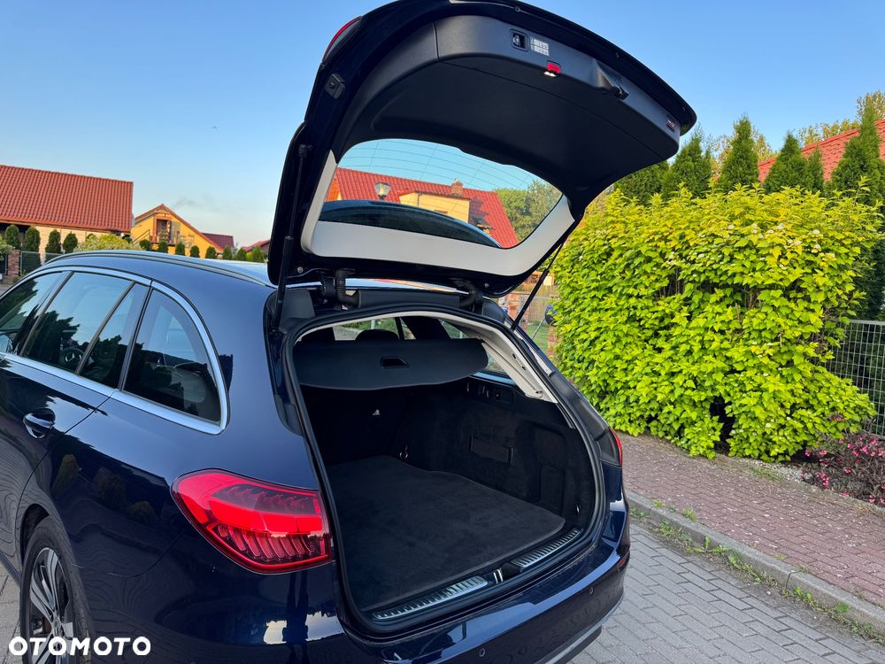 Mercedes-Benz Klasa C 200 d mHEV Business Edition - 18