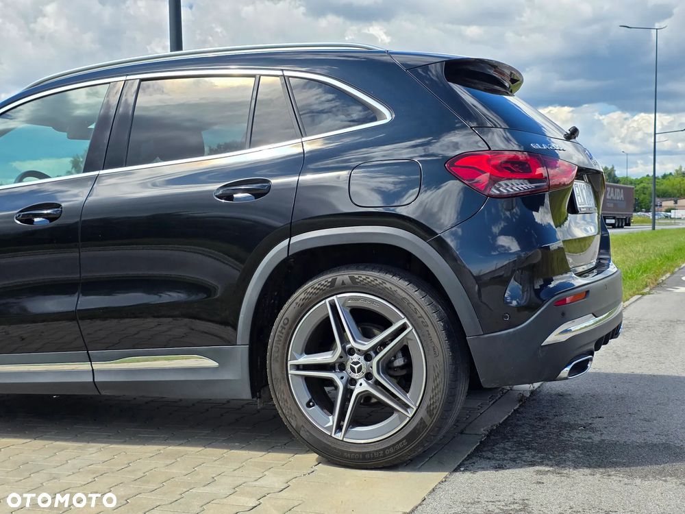 Mercedes-Benz GLA 200 d 8G-DCT AMG Line - 16