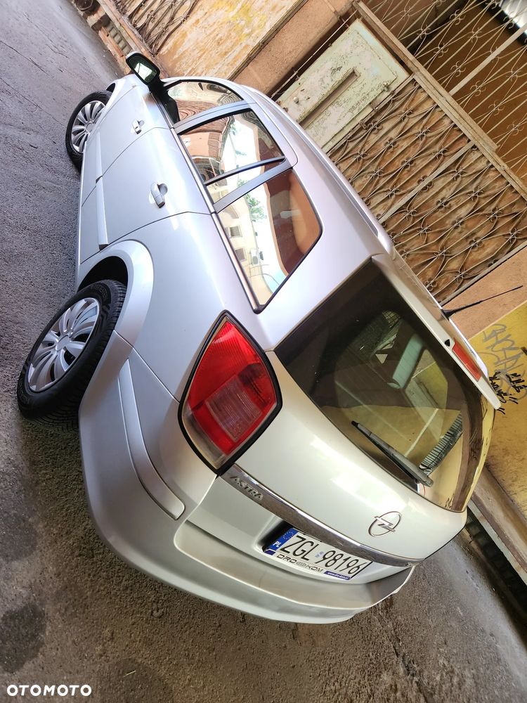 Opel Astra 1.6 Edition Plus - 4
